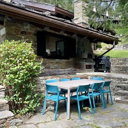 Relais - Fiore Di Bosco - Mont Blanc - Italia Alpehytte Courmayeur