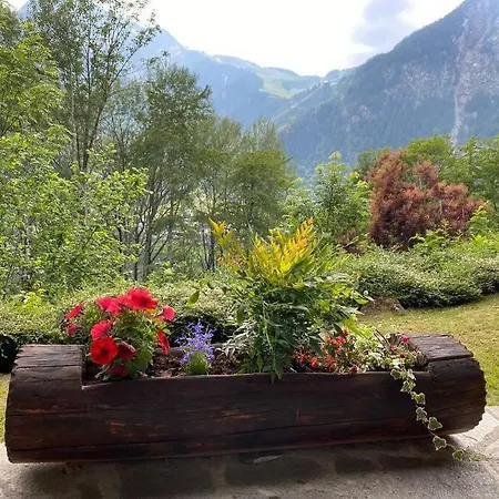 Relais - Fiore Di Bosco - Mont Blanc - Italia Chalet *